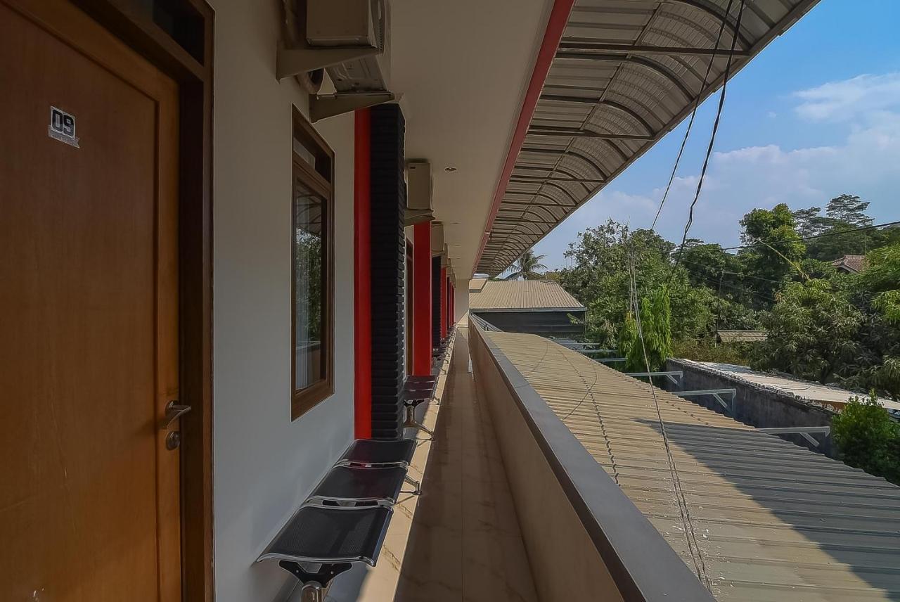 Reddoorz Near Ipdn 2 Hotel Sumedang Exterior photo